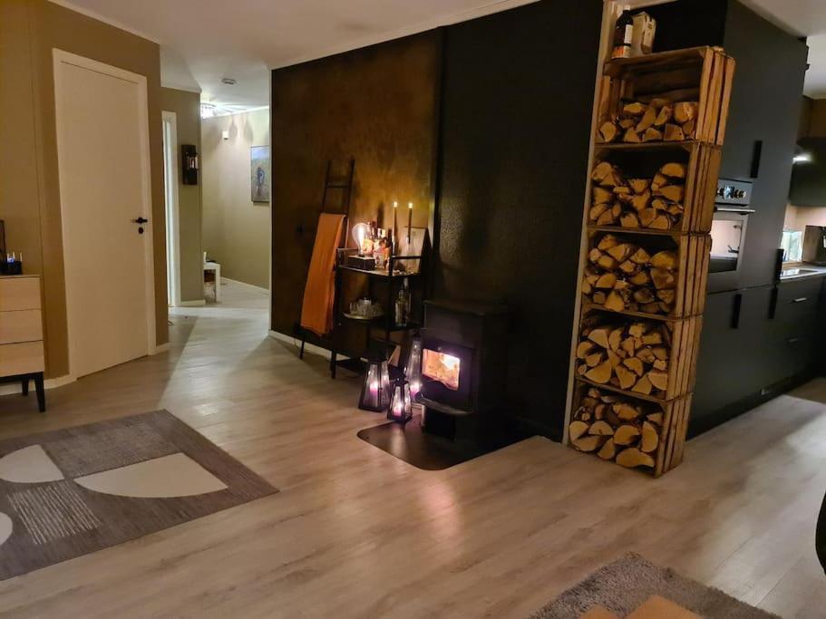 Koselig Og Moderne Leilighet, Meget Sentralt I Narvik Med Gratis Parkering! Экстерьер фото