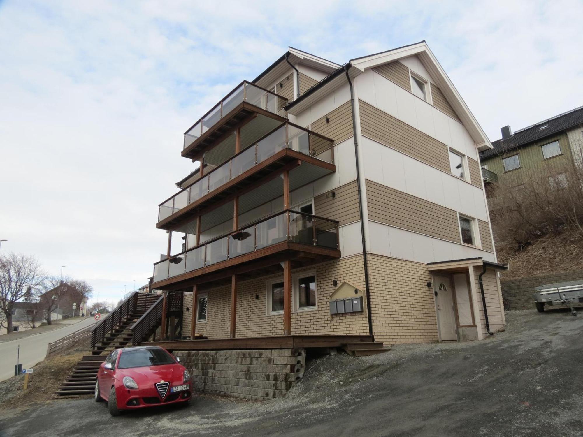 Koselig Og Moderne Leilighet, Meget Sentralt I Narvik Med Gratis Parkering! Экстерьер фото